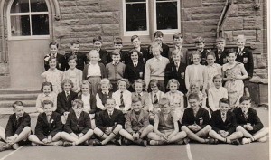 Saltcoats Public Class Photo 1960.jpg